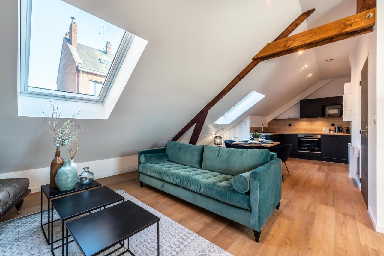 אמיינס Downtown Loft - Centre Ville - Wifi - Netflix מראה חיצוני תמונה