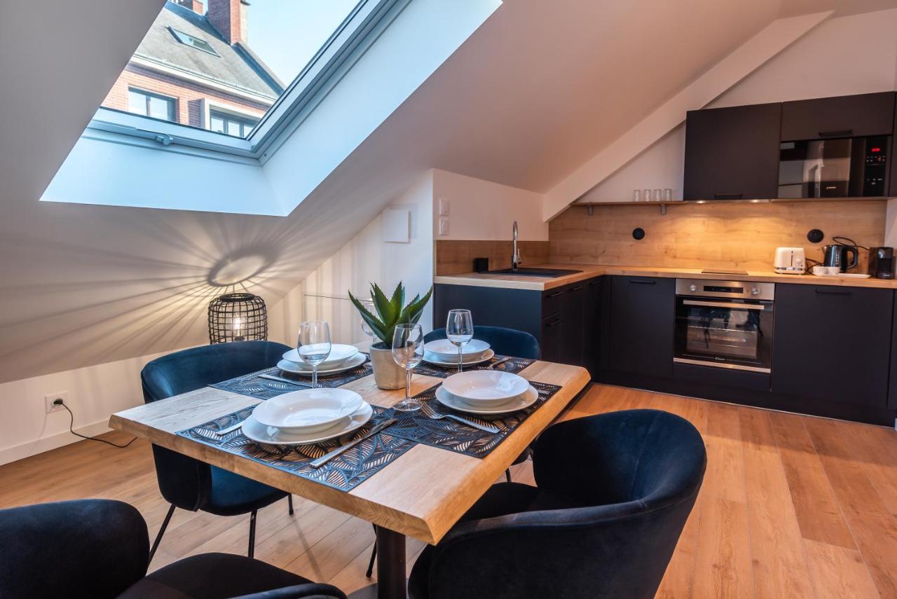 אמיינס Downtown Loft - Centre Ville - Wifi - Netflix מראה חיצוני תמונה